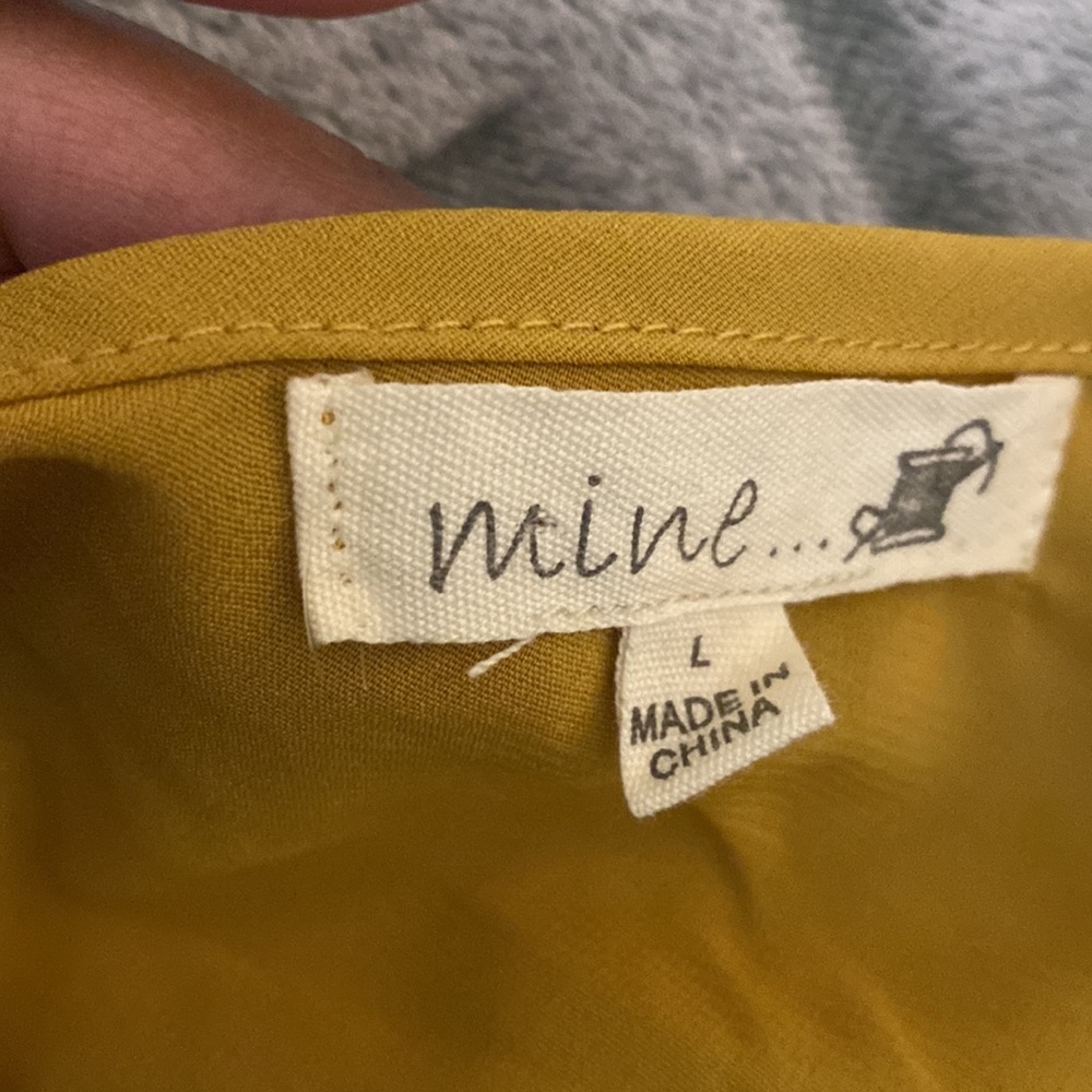 Mustard Yellow Crop Top - Picture 3 of 4